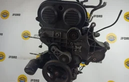 Двигатель для Jeep Liberty 2005 года на фотографиях