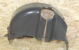 Подкрылок задний правый для Skoda Rapid 2014 года на фотографиях