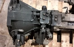 МКПП для Kia Carnival 2002 года на фотографиях