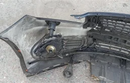 Усилитель переднего бампера для Opel Insignia на фотографиях