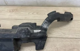 Абсорбер переднего бампера для Audi Q7 на фотографиях