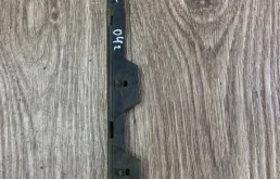 Кронштейн бампера перед левый (13140760) для Opel Vectra C 2002-2008