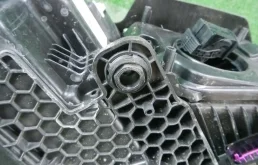 Фары для Volkswagen Touareg 2023 года на фотографиях