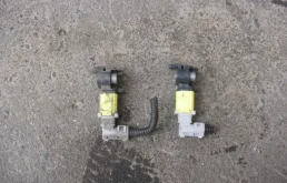 Датчик лобового удара для Toyota Corolla на фотографиях