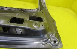 Крышка багажника для Honda CR-V 2014 года на фотографиях