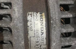 Генератор для Honda CR-V на фотографиях