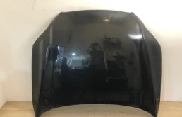 Капот для Audi Q7 2012 года на фотографиях