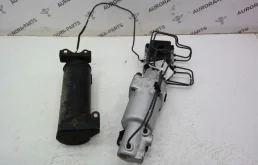 Блок клапанов пневмоподвески для Lexus LX на фотографиях