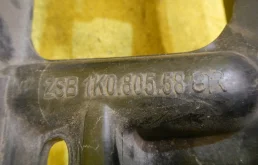 Панель радиатора (телевизор) для Volkswagen Golf 2011 года на фотографиях