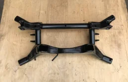 Задняя балка для Mitsubishi ASX 2010 года на фотографиях