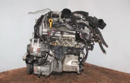 Двигатель без навесного для Kia Sorento 2002 года на фотографиях