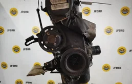 Двигатель для Suzuki Swift 1998 года на фотографиях