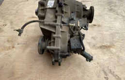 Редуктор переднего моста для Kia Sorento 2009 года на фотографиях