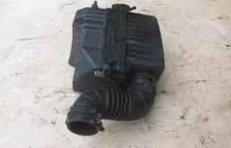 Корпус воздушного фильтра (нижняя часть) для Hyundai Solaris на фотографиях