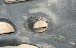 Бампер передний для Mitsubishi Grandis 2008 года на фотографиях