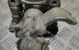 Суппорт задний левый для Honda Civic 2005 года на фотографиях