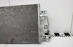 Радиатор охлаждения ДВС для Ford Explorer на фотографиях