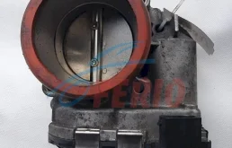 Дроссельная заслонка для Mercedes-Benz C class на фотографиях