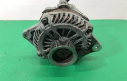 Генератор для Subaru Forester на фотографиях