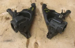 Рычаг задний левый нижний для Mitsubishi Grandis 2006 года на фотографиях