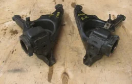 Рычаг задний левый нижний для Mitsubishi Grandis 2006 года на фотографиях