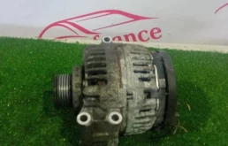 Генератор для Renault Logan 2013 года на фотографиях