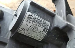 Фары для Opel Zafira 2012 года на фотографиях