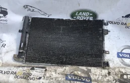 Радиатор кондиционера для Jaguar XF 2014 года на фотографиях