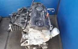 Двигатель для Skoda Rapid 2012 года на фотографиях