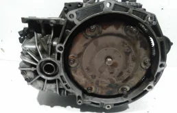 Блок управления двигателем для Volkswagen Polo 1999 года на фотографиях