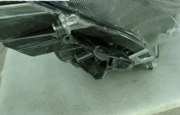 Фары для Toyota RAV4 2025 года на фотографиях