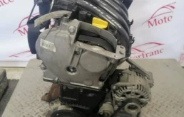 Двигатель без навесного для Renault Laguna на фотографиях