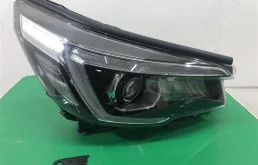 Фара FR LED с ходовым огнем УЦЕНКА при транспортировке сломалось длинное ухо на крыло, ухо есть