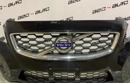 Бампер для Volvo C30 на фотографиях