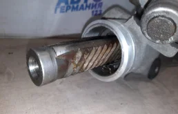 Рулевая рейка для Mercedes-Benz GL class 2012 года на фотографиях