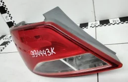 Фонарь внешний левый для Hyundai Solaris 2015 года на фотографиях