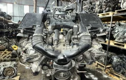 Двигатель для Lexus LS 2008 года на фотографиях