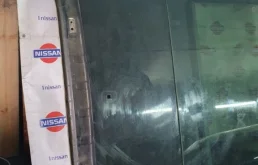 Стекло крыши (панорамное) для Nissan Qashqai на фотографиях