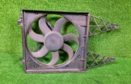 Вентилятор радиатора охлаждения ДВС для Skoda Rapid 2015 года на фотографиях