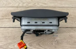 Подушка безопасности водителя для Volkswagen Touareg на фотографиях