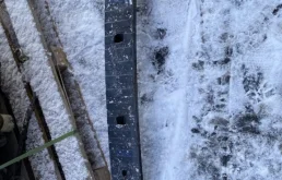 Усилитель заднего бампера для Volvo C30 2012 года на фотографиях