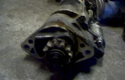 Стартер для Nissan Pathfinder 2008 года на фотографиях