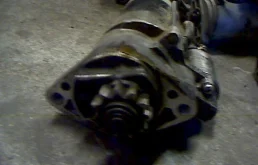 Стартер для Nissan Pathfinder 2008 года на фотографиях