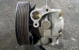 Насос ГУР для Honda CR-V 2002 года на фотографиях