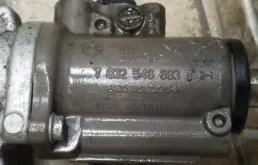 Рулевая рейка для Audi Q5 2016 года на фотографиях