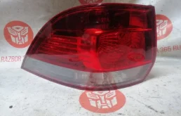 Фонарь Volkswagen Golf 2011 AJ5