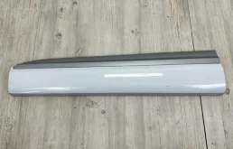 Молдинг двери Audi Q7 S-line 2015-2020 4M