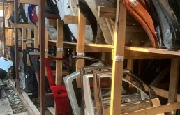 двери в наличии, боковые, передние, задние