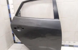 Дверь задняя правая для Hyundai Elantra 2008 года на фотографиях