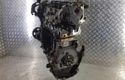 Двигатель без навесного для Fiat Doblo 2018 года на фотографиях